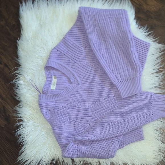 Lilac sweater /size M / confortable - Picture 1 of 8